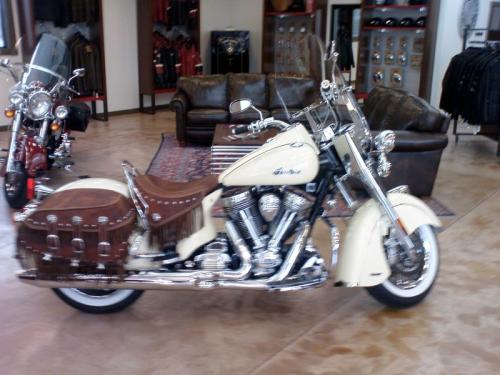 041-chesters-indian-motorcycles-phoenix-01